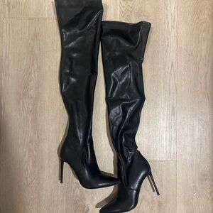 Steve Madden Sleek Black Over-the-Knee Boots